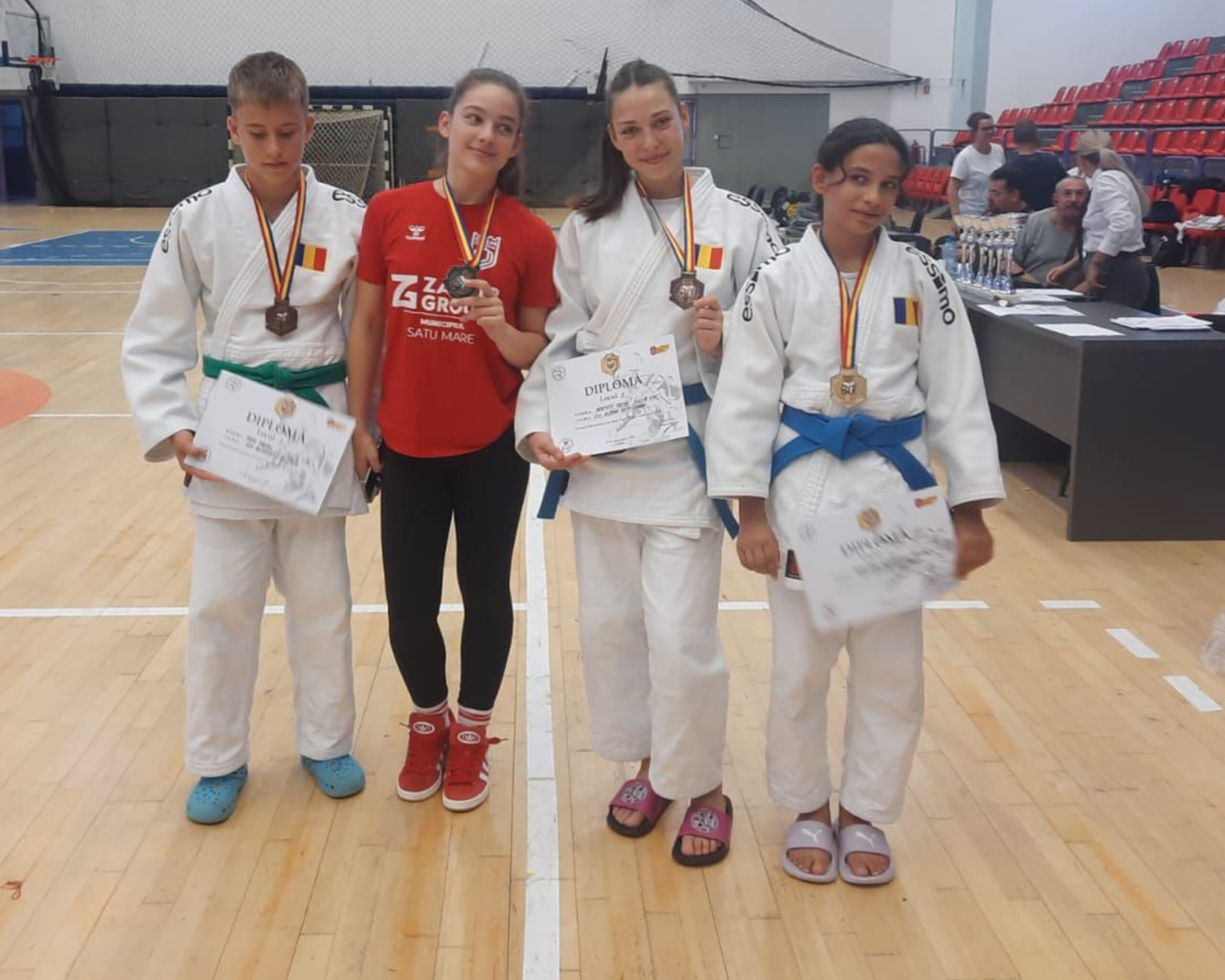 Judoka de la CSM Olimpia Satu Mare, patru medalii la Sibiu și pregătiri pentru Cupa Europei