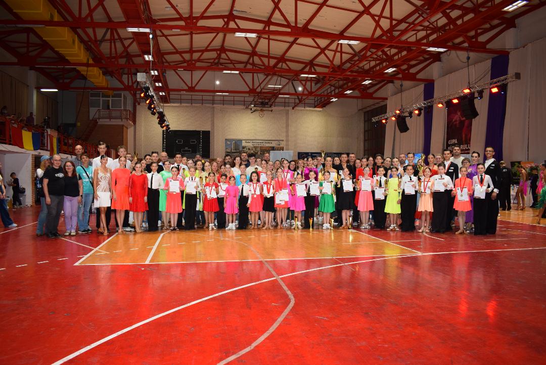 Rezultate deosebite pentru Loga Dance School la Cupa Sătmarului