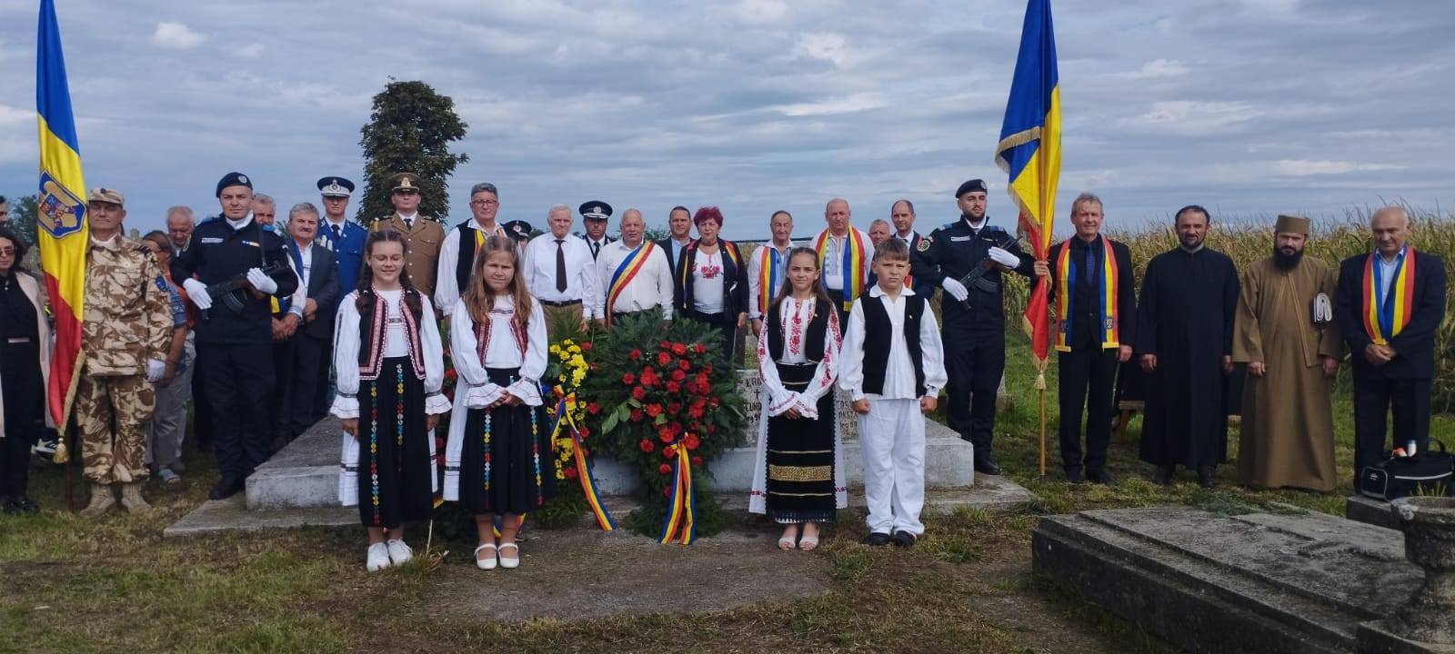 COMEMORARE. Eroii neamului, cinstiți la Sânmiclăuș și Moftinu Mic