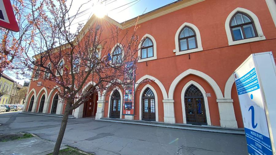 Culorile identității românești în galeriile  Muzeului Județean Satu Mare