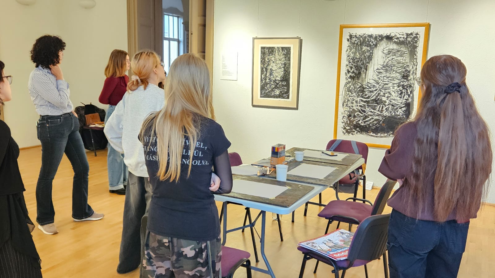 CULTURĂ „Origins” – o incursiune în universul a șase artiști sătmăreni