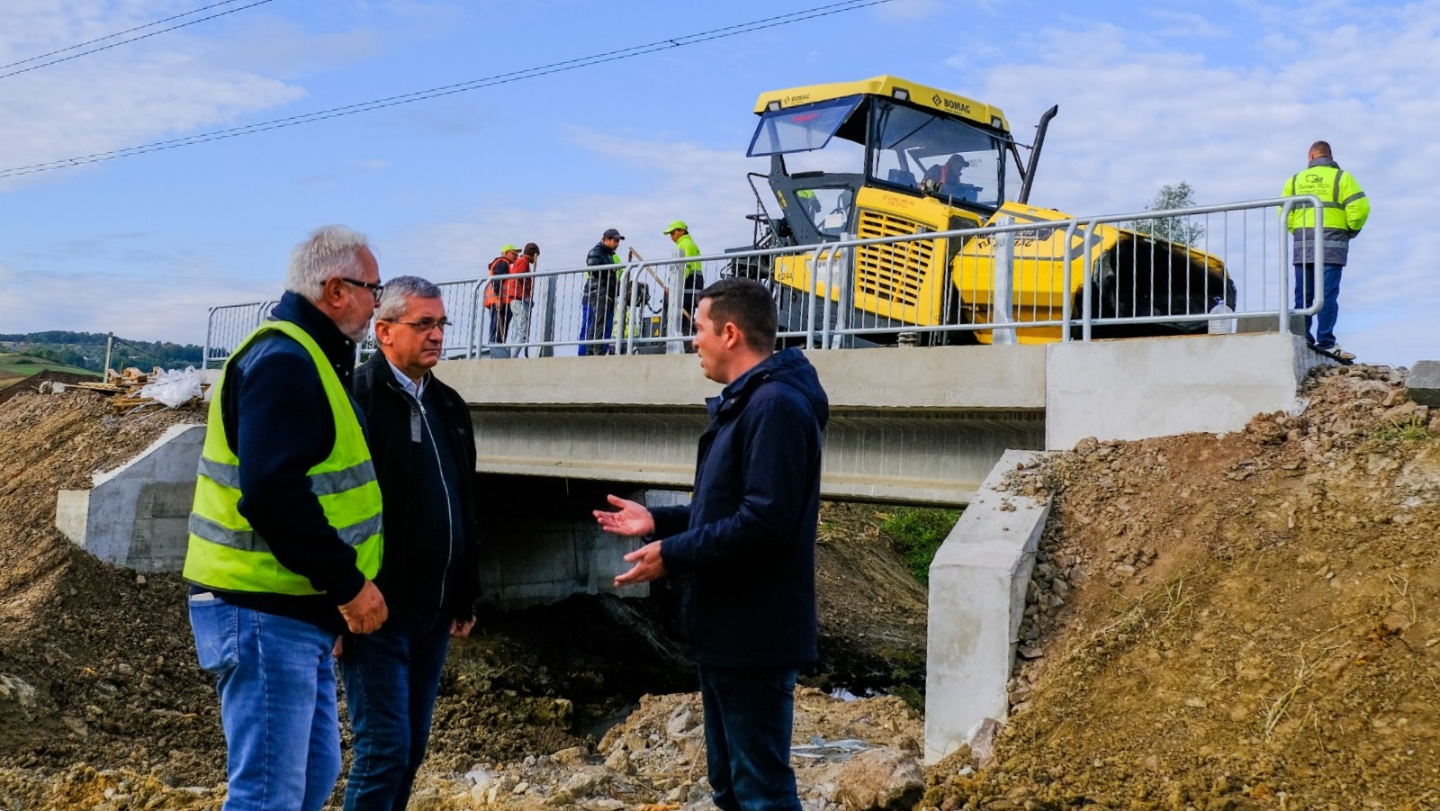 FOTO. INFRASTRUCTURĂ Podul din Bârsău de Jos aproape de finalizare