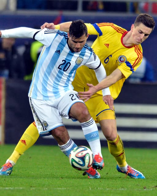 Aniversare   /  Florin Gardoș la borna 37!