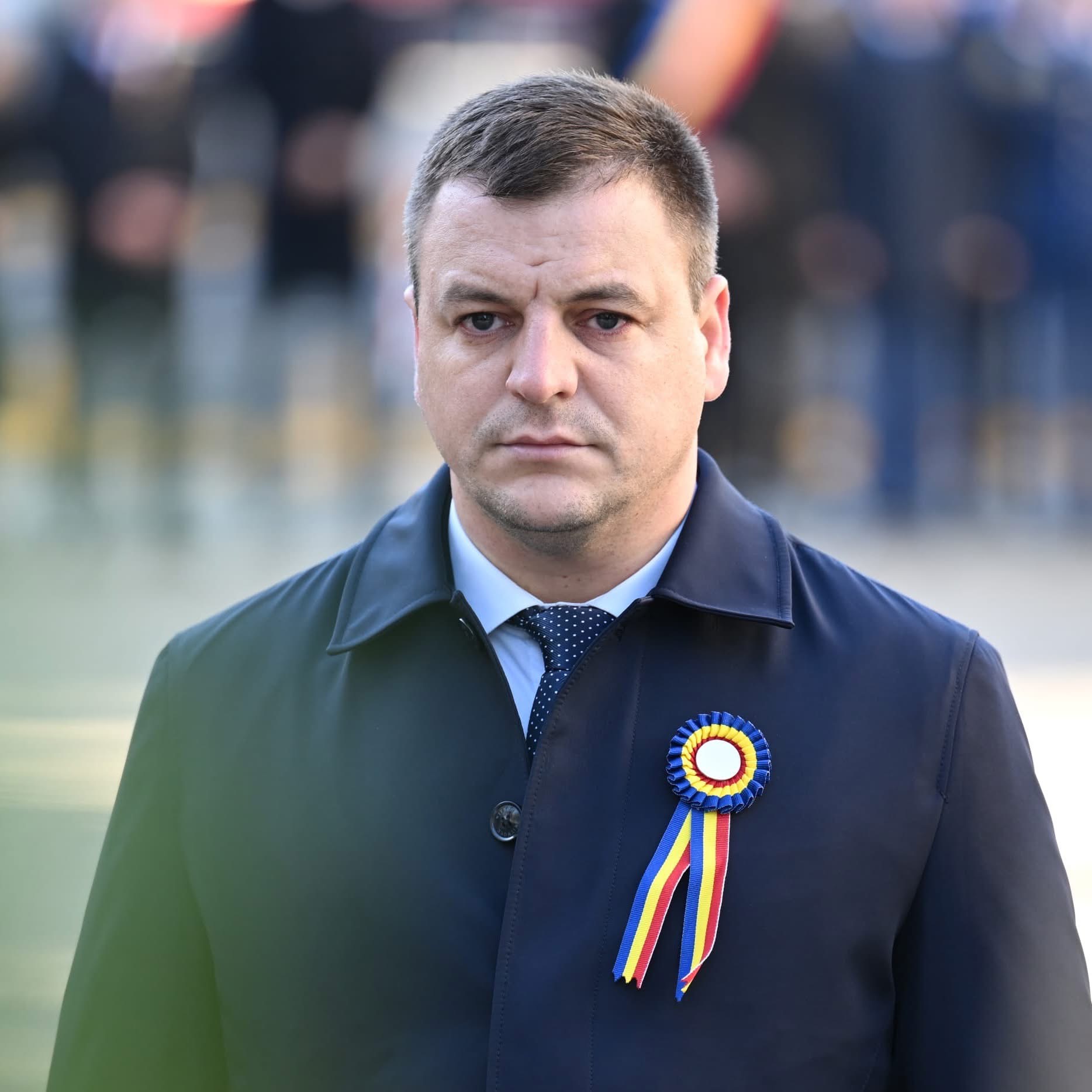 Viceprimarul Raul Băbțan: ,,𝐏𝐒𝐃 𝐢𝐧𝐬𝐢𝐬𝐭𝐚̆ 𝐩𝐞𝐧𝐭𝐫𝐮 𝐏𝐫𝐨𝐠𝐫𝐚𝐦𝐮𝐥 𝐝𝐞 𝐬𝐭𝐢𝐦𝐮𝐥𝐚𝐫𝐞 𝐞𝐜𝐨𝐧𝐨𝐦𝐢𝐜𝐚̆…”