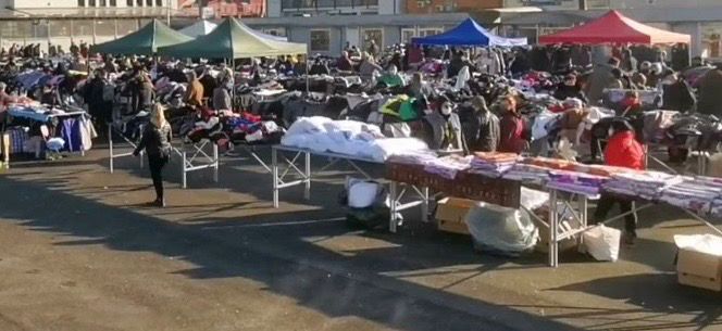 Vânzările scad în Piața de Vechituri din Satu Mare: „Nu mai merge ca înainte, lumea se uită, dar nu cumpără”