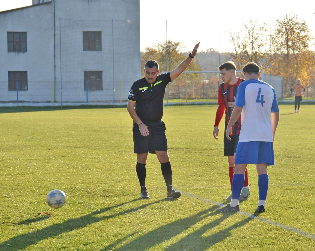 Ultimul weekend din acest an cu mult fotbal, în județ