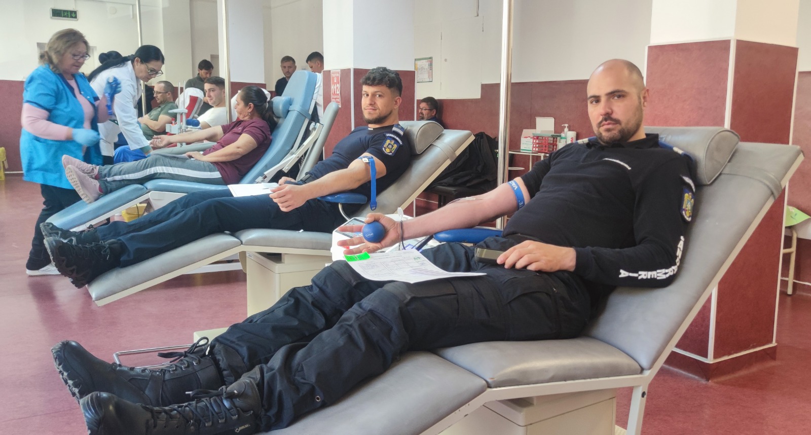 SOLIDARITATE Misiune pentru viață – jandarmii sătmăreni donează sânge