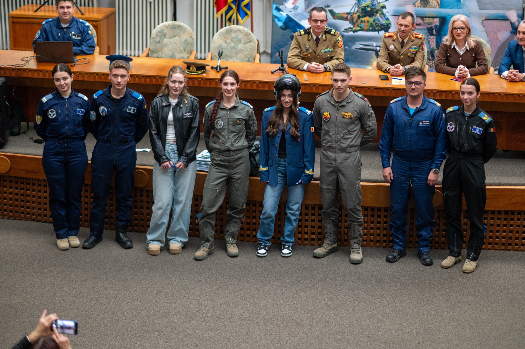 Aviația dă senzația! Caravana Forțelor Aeriene prezentă la Satu Mare și Carei cu noi programe educaționale pentru elevii claselor a XII-a