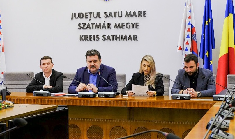 Președintele Consiliului județean la Actualitatea sătmăreană.  Pataki Csaba: „Trebuie să întărim viața economică a județului, altfel nu putem vorbi de dezvoltare”