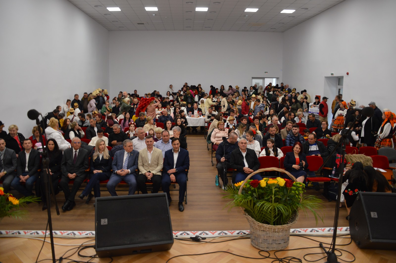 Tășnadul a găzduit cea de-a XXIV-a ediție a Festivalului Interjudețean de Folclor „Dragu-mi-i Cântu” și Jocu”