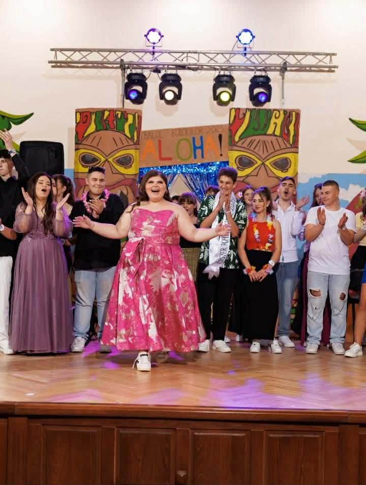 FOTO. Gordea Anamaria a câștigat titlul de Miss Popularitate 2025 la Balul Bobocilor din Tășnad,