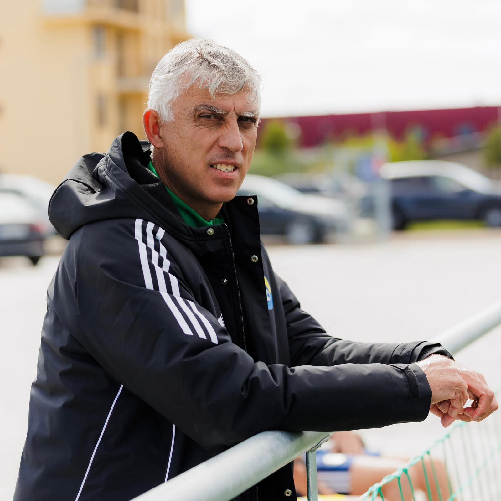 La mulți ani, Tiberiu Csik! Una dintre legendele fotbalului sătmărean împlinește astăzi o frumoasă vârstă