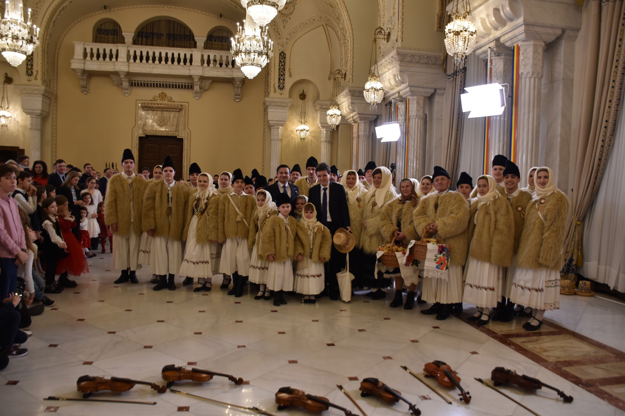 Colindele Zonei Codru din județul Satu Mare au răsunat la Palatul Cotroceni