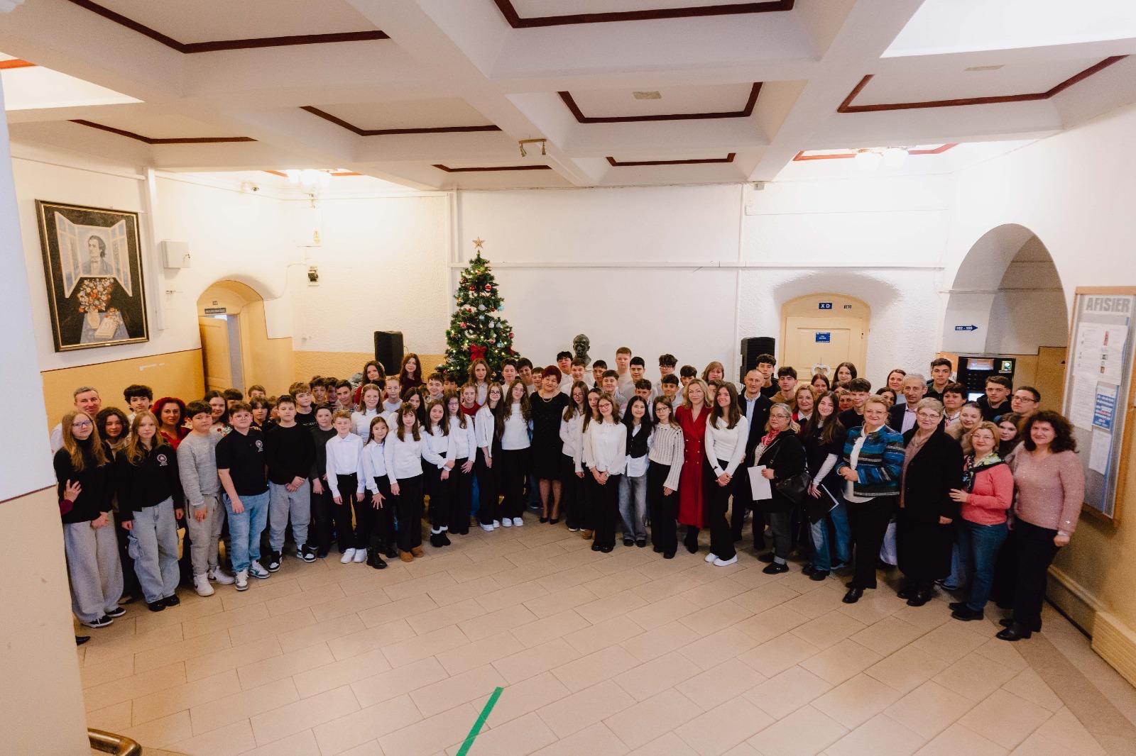 Educația altfel la Colegiul Național „Mihai Eminescu” Satu Mare cu ocazia sărbătorilor