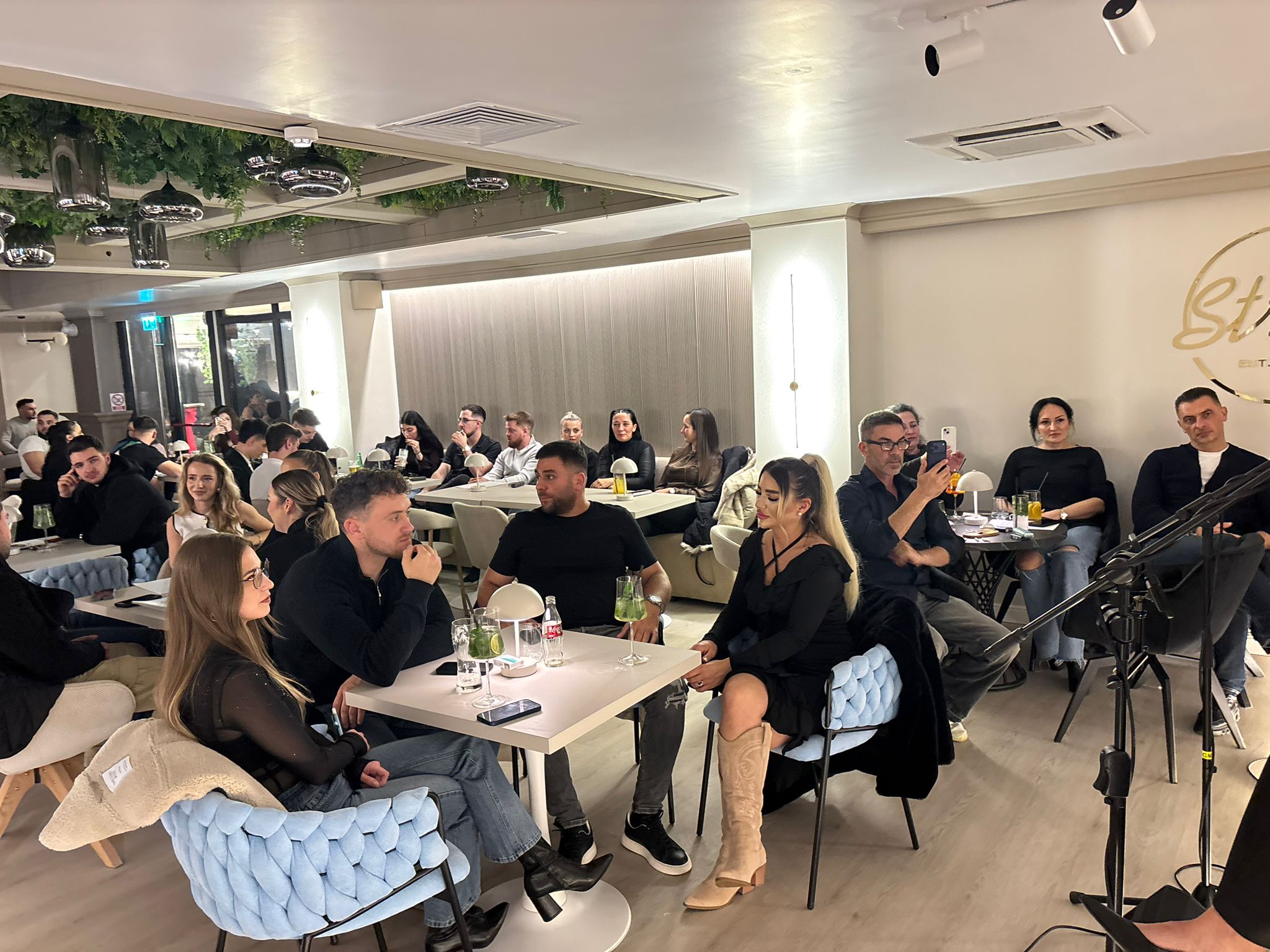 DESCHIDERE Noua cafenea STREET s-a inaugurat cu succes în Satu Mare