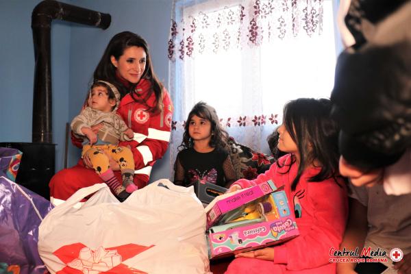 SOLIDARITATE Apel umanitar lansat de Crucea Roșie Satu Mare pentru copiii aflați în dificultate