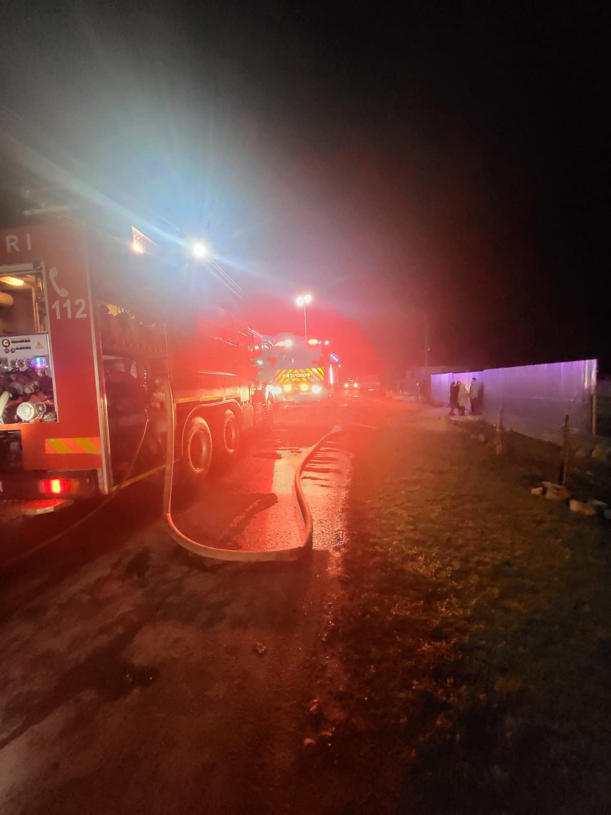 FOTO. INTERVENȚII Seară de foc pentru pompierii sătmăreni, înainte de Revelion