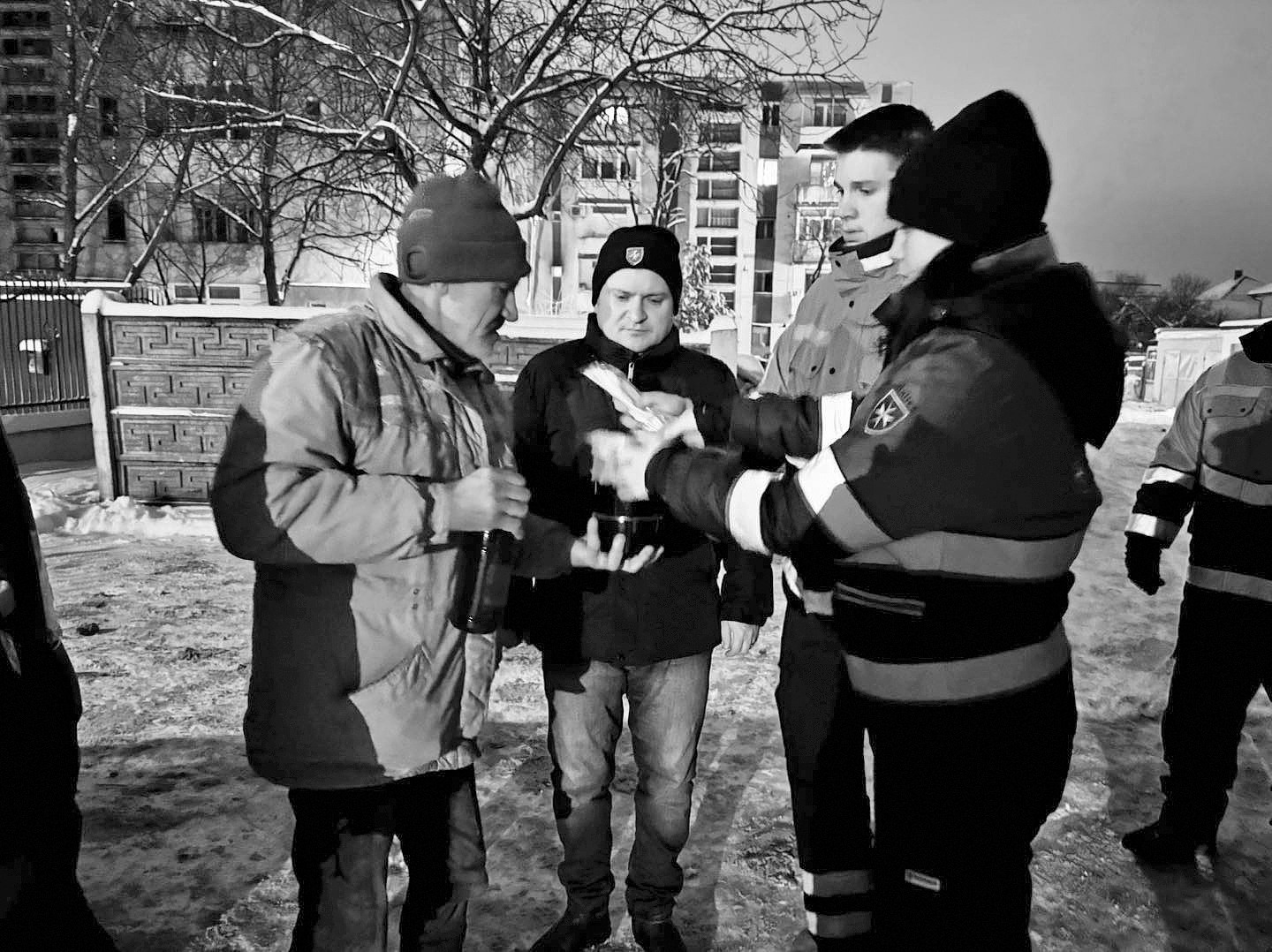 SOLIDARITATE Intervenții nocturne pentru salvarea vieților: 43 de persoane fără adăpost identificate la Satu Mare