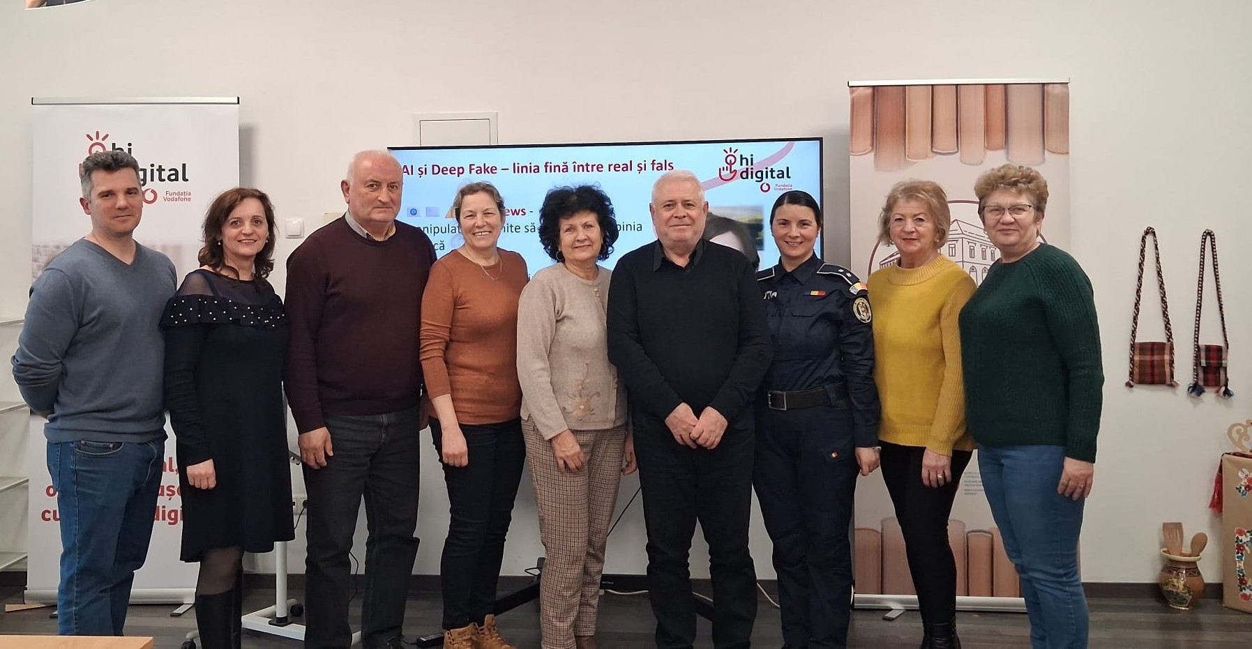 Atelier de siguranță digitală pentru adulți, organizat la Biblioteca Județeană Satu Mare