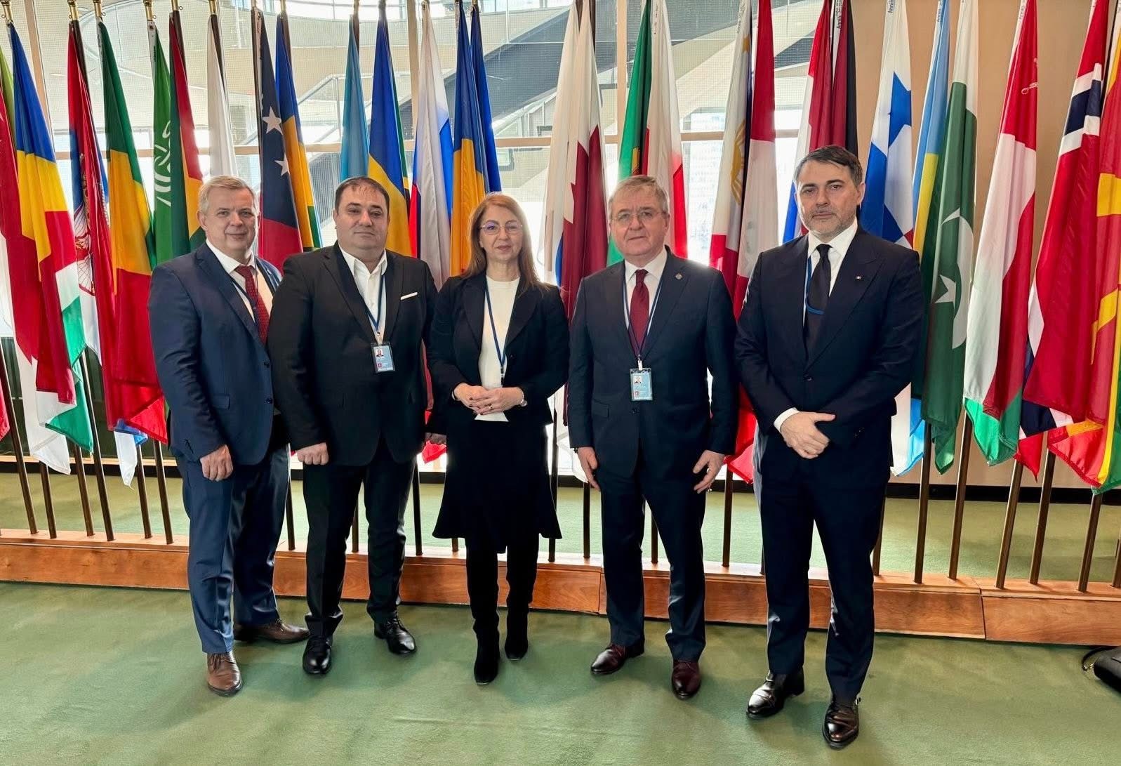 Deputatul Mircea Govor: ,,𝗥𝗼𝗺𝗮̂𝗻𝗶𝗮 𝘁𝗿𝗲𝗯𝘂𝗶𝗲 𝘀𝗮̆ 𝗳𝗶𝗲 𝗽𝗿𝗲𝘇𝗲𝗻𝘁𝗮̆ 𝗮𝗰𝗼𝗹𝗼 𝘂𝗻𝗱𝗲 𝘀𝗲 𝗱𝗶𝘀𝗰𝘂𝘁𝗮̆ 𝗱𝗲𝗰𝗶𝘇𝗶𝗶𝗹𝗲 𝗰𝗮𝗿𝗲 𝘃𝗼𝗿 𝗶𝗻𝗳𝗹𝘂𝗲𝗻𝘁̦𝗮 𝘃𝗶𝗶𝘁𝗼𝗿𝘂𝗹 𝗴𝗹𝗼𝗯𝗮𝗹…”