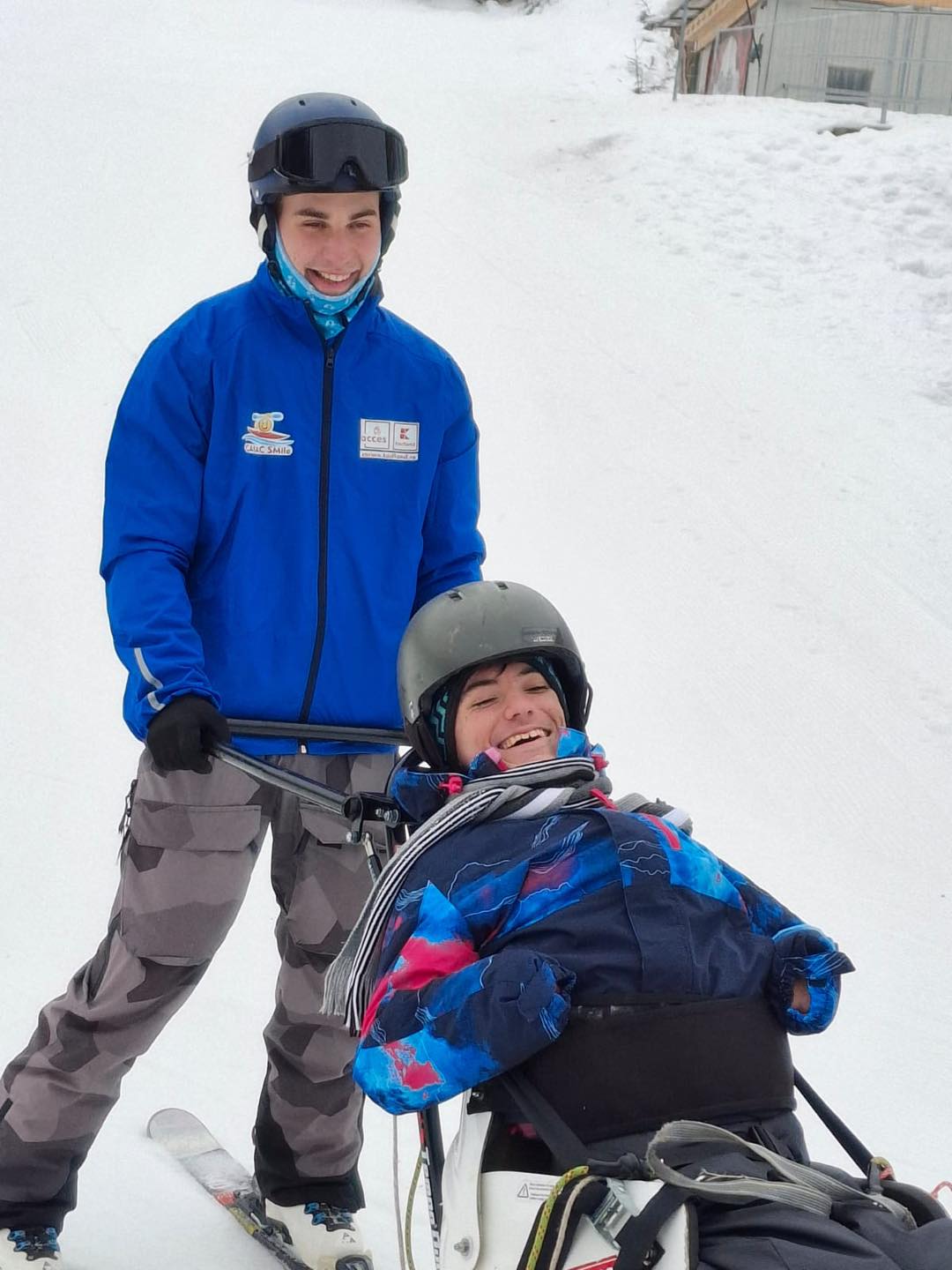 IMPLICARE Iarna devine accesibilă pentru toți copiii: Consiliul Județean Satu Mare, partener al proiectelor Caiac SMile