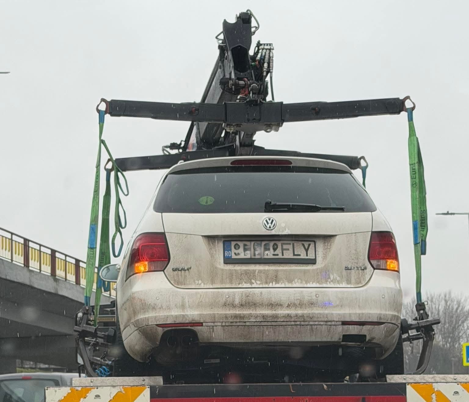 FLY de Satu Mare: când parchezi aiurea, decolezi cu ADP-ul