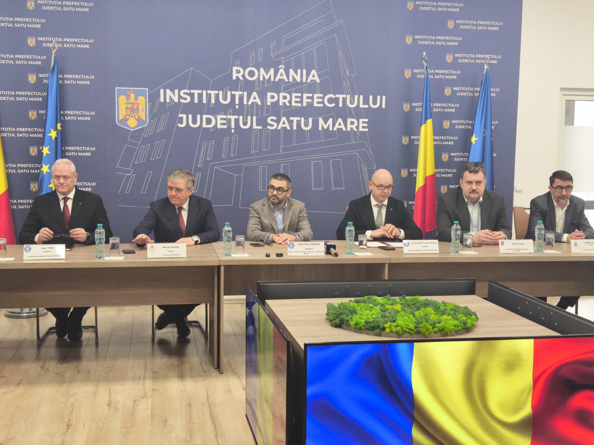 VIDEO/FOTO. Ministrul Muncii, Florin Manole, s-a aflat în vizită oficială în județul Satu Mare. Întâlnire la Prefectură