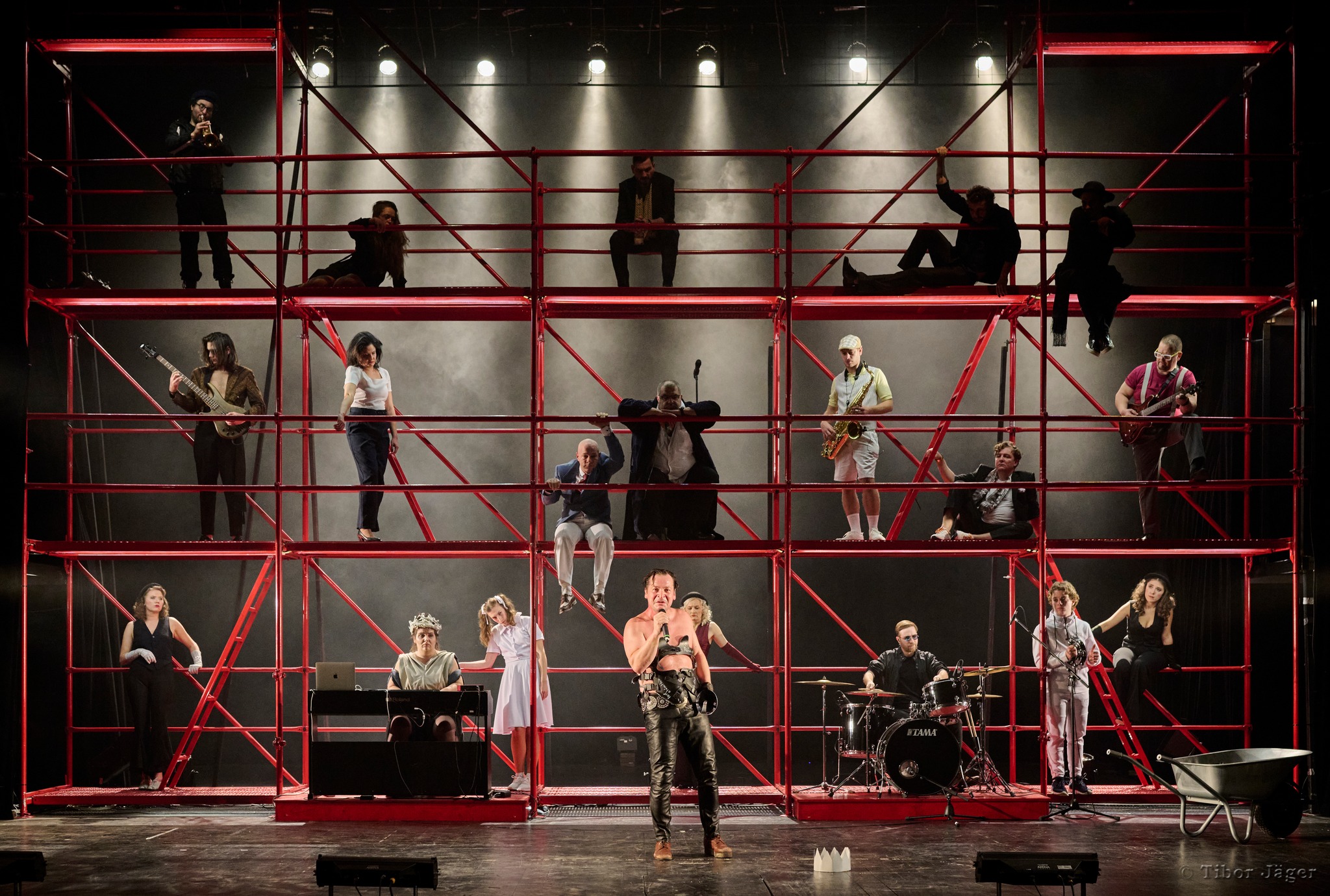 Invitație la teatru: „Richard al III-lea”, spectacol premiat UNITER, pe scena Teatrului de Nord