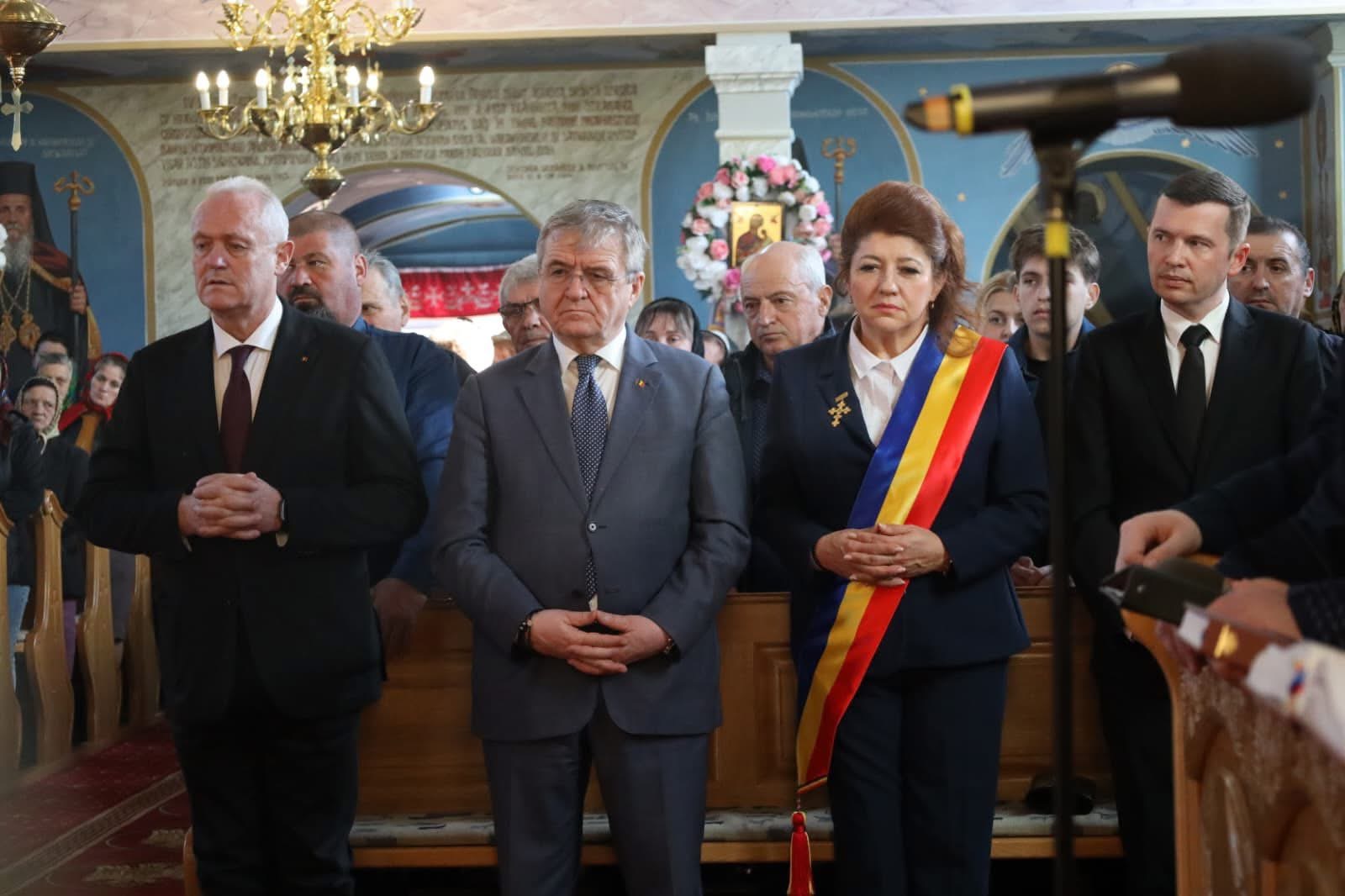 FOTO. Deputatul Mircea Govor: ,,Comuniune, credință și gri jă pentru comunitate la Tarna Mare”