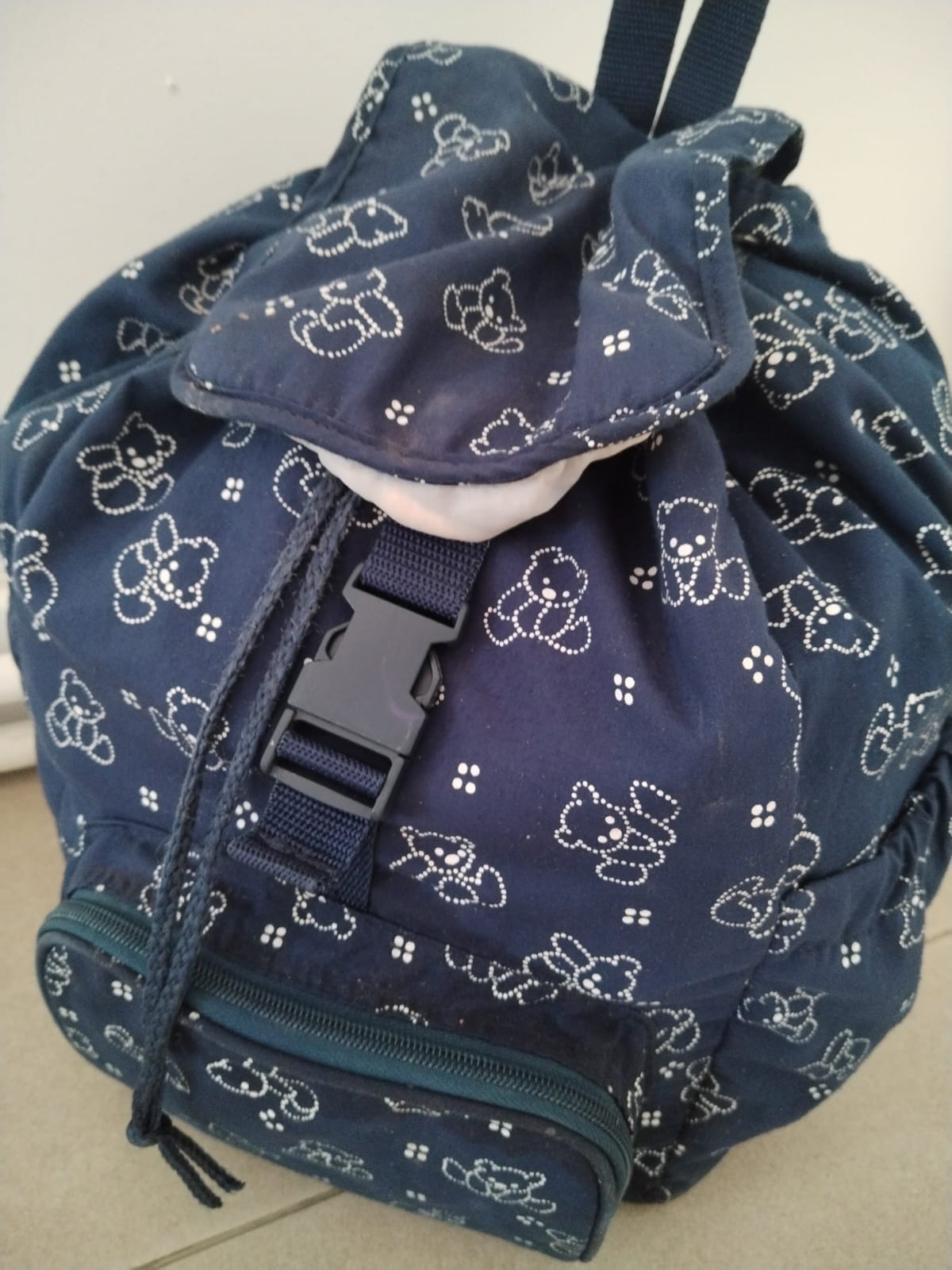 Continuăm tradiția rubricii noastre preferate: „Ce mai uită oamenii prin autobuze?”