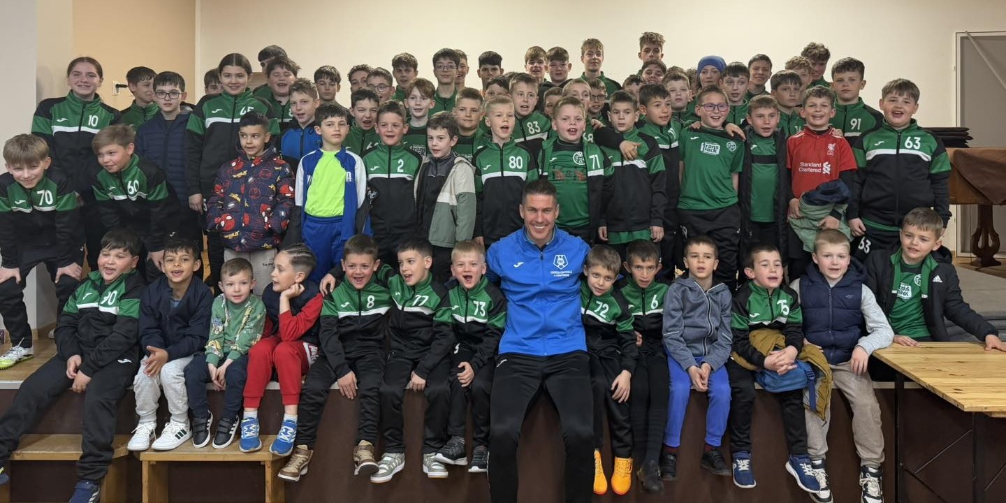 Fotbal județean Kovács Szabolcs, invitat special la antrenamentul juniorilor de la Fröhlich Foieni