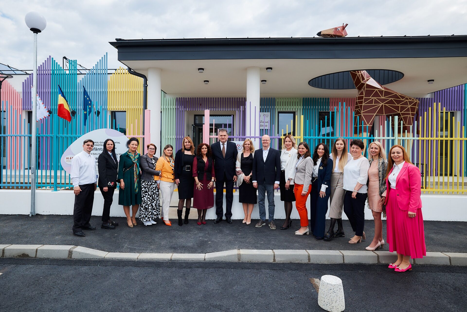 FOTOGALERIE. EDUCAȚIE Cea mai modernă creșă din Satu Mare, inaugurată în prezența ministrului Dezvoltării